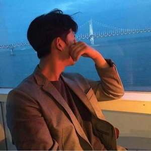 日本三级黄色片BXXX
